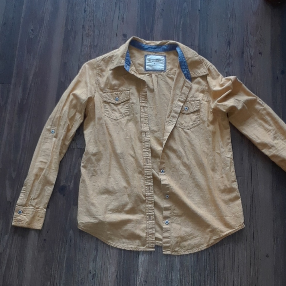 Long sleeve button down